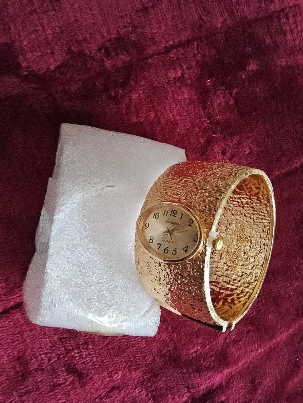Duaga Gold Textured Cuff Watch Vintage Style Bangle Watch